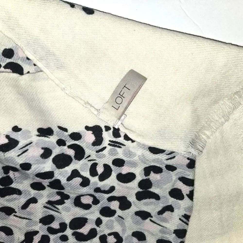 LOFT Scarf Grey Black White Pink Cheetah Print Soft Cotton 75x27 inches Large